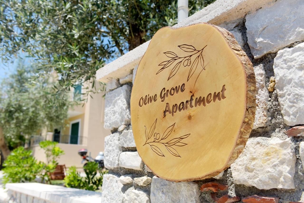 Apartament Athina's In Olive Grove Faliraki