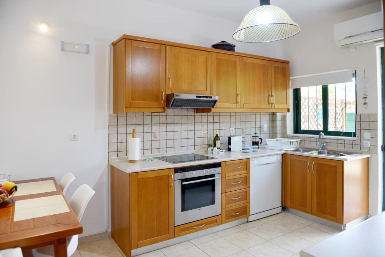 Athina's In Olive Grove Apartament Faliraki