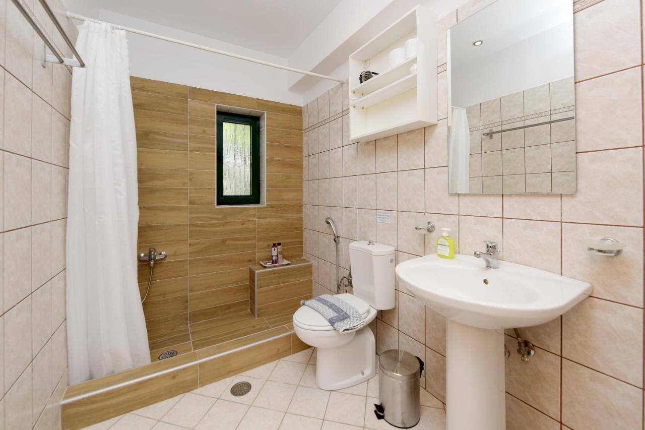 Apartament Athina's In Olive Grove Faliraki